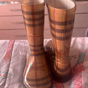 Burberry rain boots rarely worn
